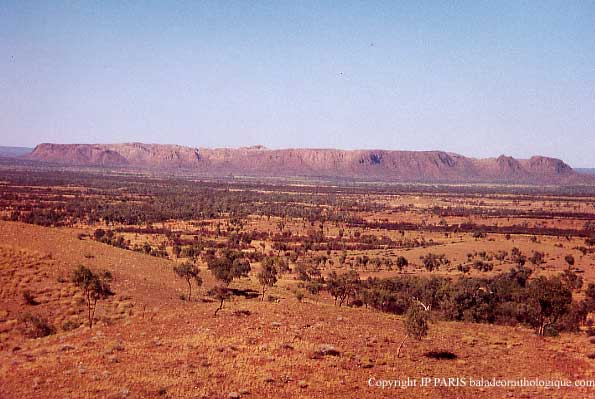 Gosse Bluff, Tnorala Conservation Reserve